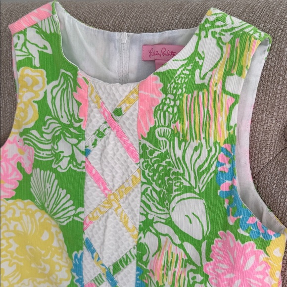 Lilly Pulitzer Other - Lilly Pulitzer Girls Hibiscus Stroll Shift dress size 8 kids
